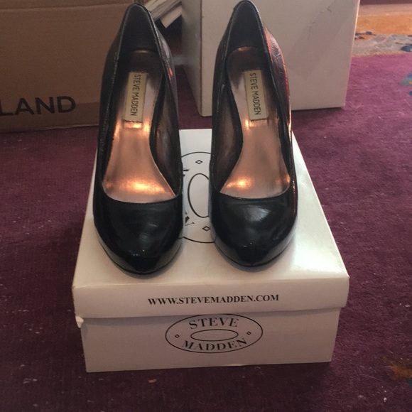 Steve Madden Shoes - P-MIAMI BLACK PATENT LEATHER